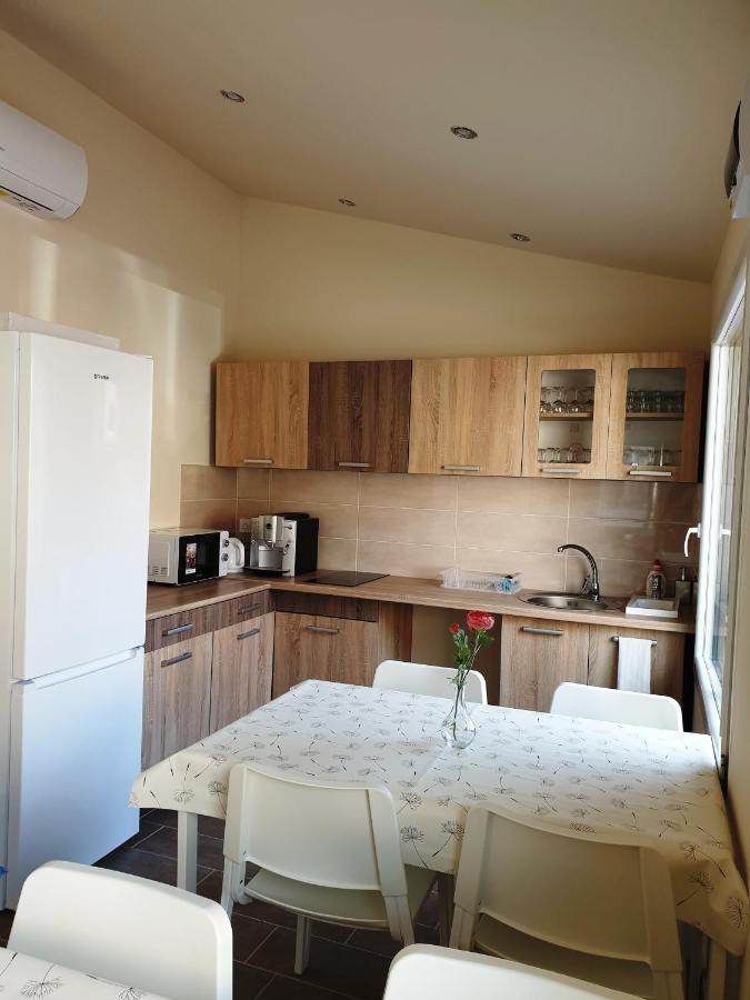 Mediterran Villa Kecskemét Exterior photo